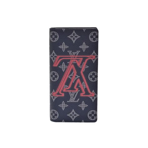 louis vuitton wallet upside down logo